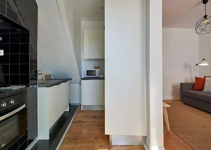 Apartamento Charming Em Belem-books And Canvas *